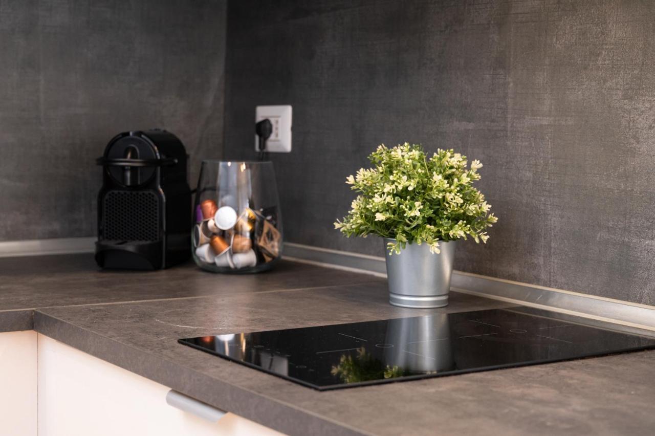 Residenza Lualdi Apartment Rome Luaran gambar